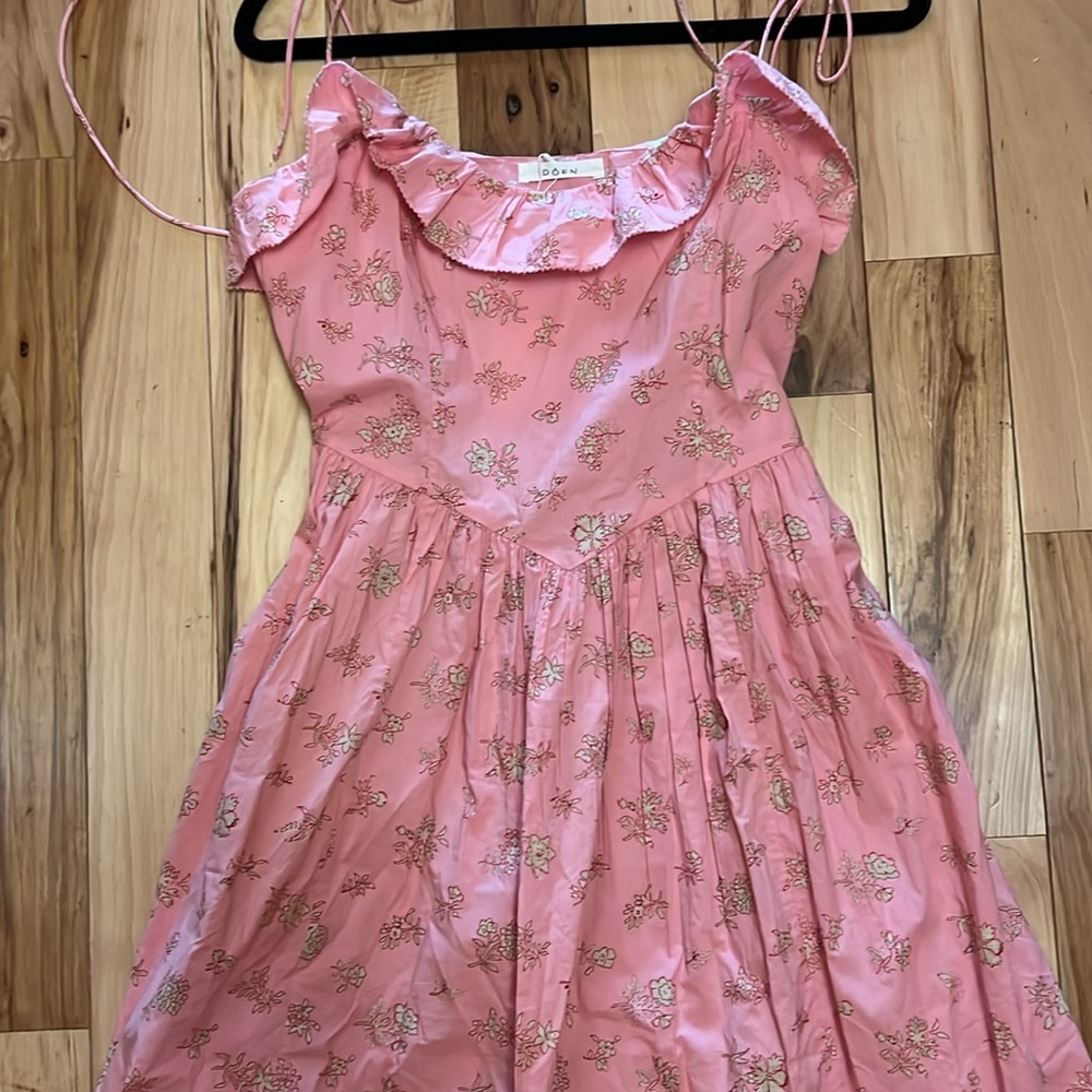 NWT DÔEN WENDELIN DRESS -- PINK BOUTON DE ROSE. Size M.